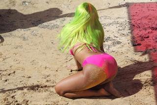 Nicki Minaj feet photo thumbnail
