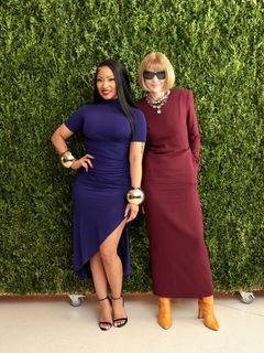 Nicki Minaj feet photo thumbnail