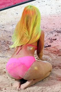 Nicki Minaj feet photo thumbnail