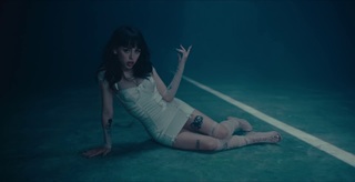 Nicki Nicole feet photo thumbnail