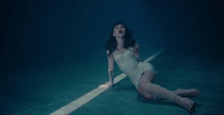 Nicki Nicole feet photo thumbnail