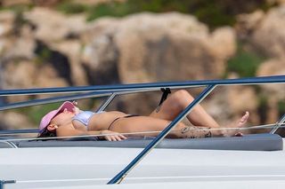 Nicki Nicole feet photo thumbnail