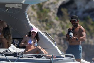 Nicki Nicole feet photo thumbnail