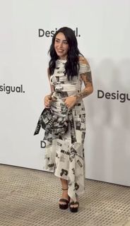 Nicki Nicole feet photo thumbnail