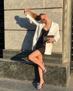 Nicky Passarella feet photo thumbnail