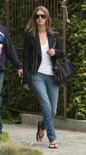 Nicky Rothschild feet photo thumbnail