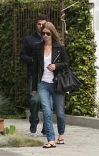 Nicky Rothschild feet photo thumbnail
