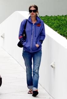 Nicky Rothschild feet photo thumbnail