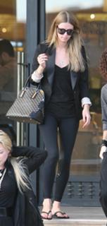 Nicky Rothschild feet photo thumbnail