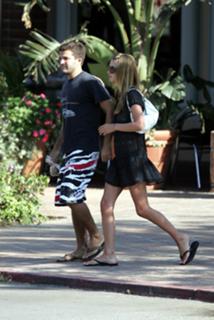 Nicky Rothschild feet photo thumbnail