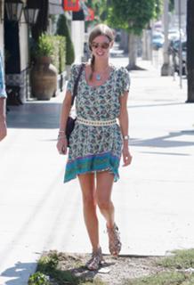Nicky Rothschild feet photo thumbnail