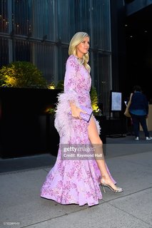 Nicky Rothschild feet photo thumbnail