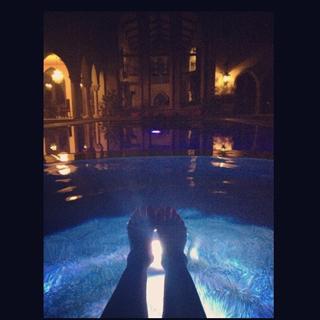 Nicky Whelan feet photo thumbnail