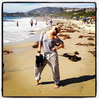 Nicky Whelan feet photo thumbnail