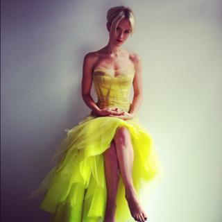 Nicky Whelan feet photo thumbnail