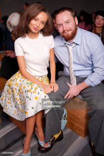 Nico Parker feet photo thumbnail