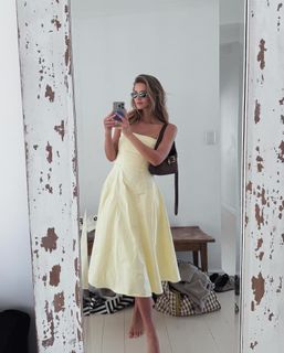 Nicola Cavanis feet photo 5