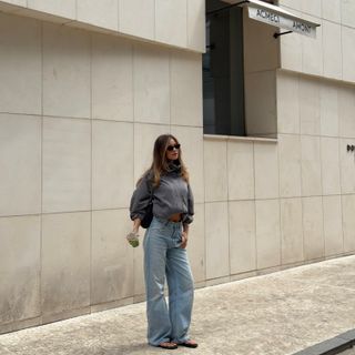 Nicola Cavanis feet photo 3