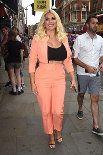 Nicola McLean feet photo 1