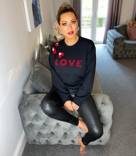 Nicola McLean feet photo 4