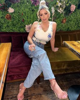 Nicola McLean feet photo 10