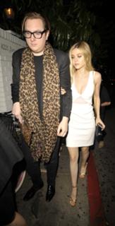 Nicola Peltz Beckham feet photo thumbnail