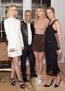 Nicola Peltz Beckham feet photo thumbnail