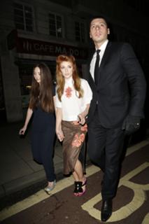 Nicola Roberts feet photo thumbnail