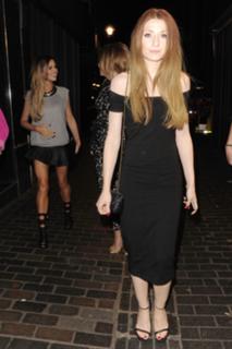 Nicola Roberts feet photo thumbnail