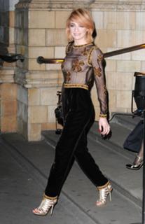 Nicola Roberts feet photo thumbnail