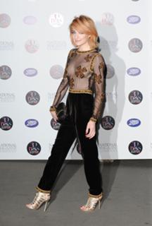 Nicola Roberts feet photo thumbnail