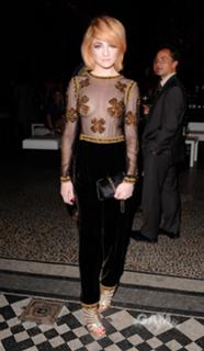 Nicola Roberts feet photo thumbnail