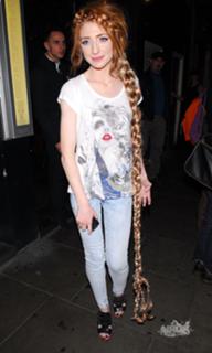 Nicola Roberts feet photo thumbnail