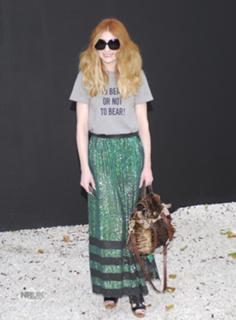 Nicola Roberts feet photo thumbnail