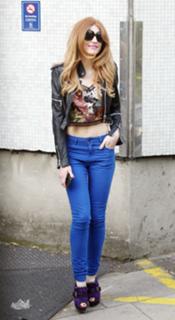 Nicola Roberts feet photo thumbnail