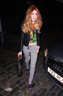 Nicola Roberts feet photo thumbnail
