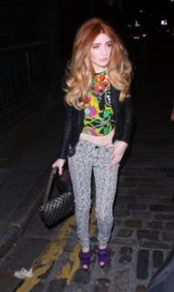 Nicola Roberts feet photo thumbnail