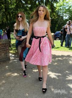 Nicola Roberts feet photo thumbnail