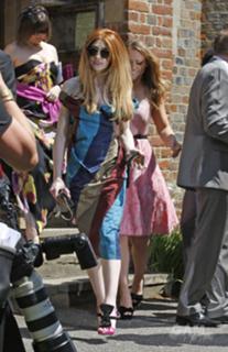 Nicola Roberts feet photo thumbnail