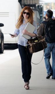 Nicola Roberts feet photo thumbnail