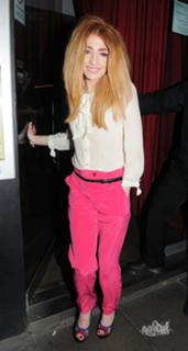 Nicola Roberts feet photo thumbnail