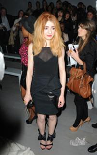 Nicola Roberts feet photo thumbnail