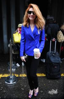 Nicola Roberts feet photo thumbnail