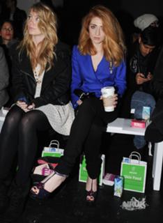 Nicola Roberts feet photo thumbnail