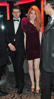 Nicola Roberts feet photo thumbnail