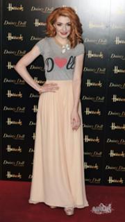 Nicola Roberts feet photo thumbnail