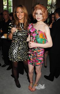 Nicola Roberts feet photo thumbnail
