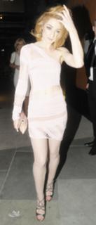 Nicola Roberts feet photo thumbnail