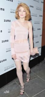 Nicola Roberts feet photo thumbnail