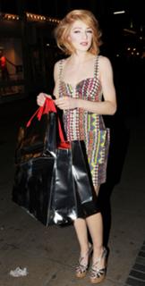 Nicola Roberts feet photo thumbnail